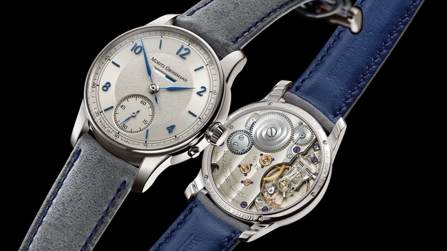 Moritz Grossmann Benu Gangreserve Weißgold mit neuer Zeigerform