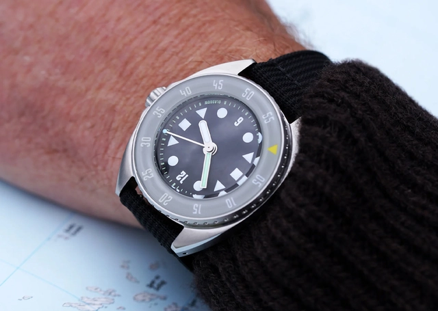 Paulin – Mara Black, Taucheruhr mit Automatikwerk