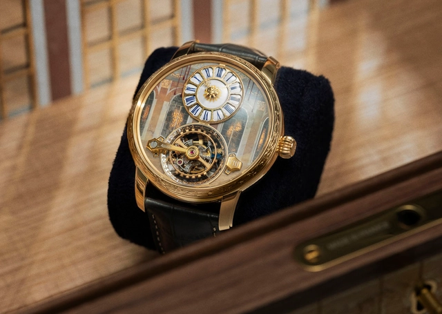 Montblanc: Star Legacy Suspended Exo Tourbillon Château de Versailles