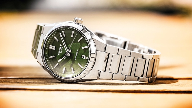 Casio Edifice EFK-100 mit grünem Zifferblatt