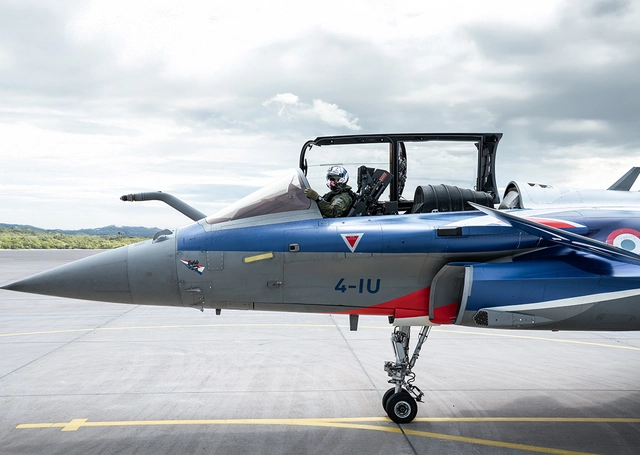 Bell & Ross – BR-03 Chrono Rafale Solo Display, Toolwatch mit Keramikgehäuse