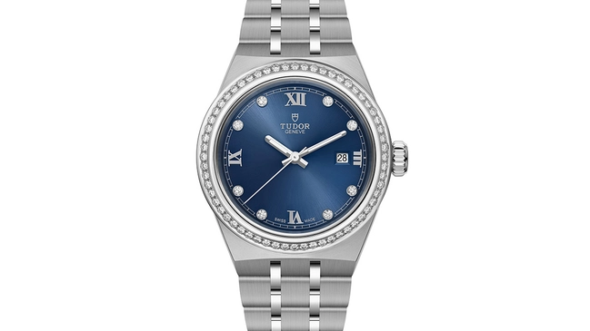 Tudor Royal, Referenz M28320-0002, Stahluhr vor weißem Hintergrund