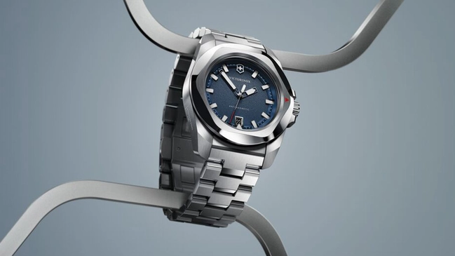 Victorinox-I.N.O.X-Quartz_WAT_242031 blaues Zifferblatt