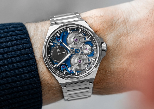 Armin Strom – One Week Manufacture Edition Blue, skelettierte Uhr mit Handaufzugskaliber