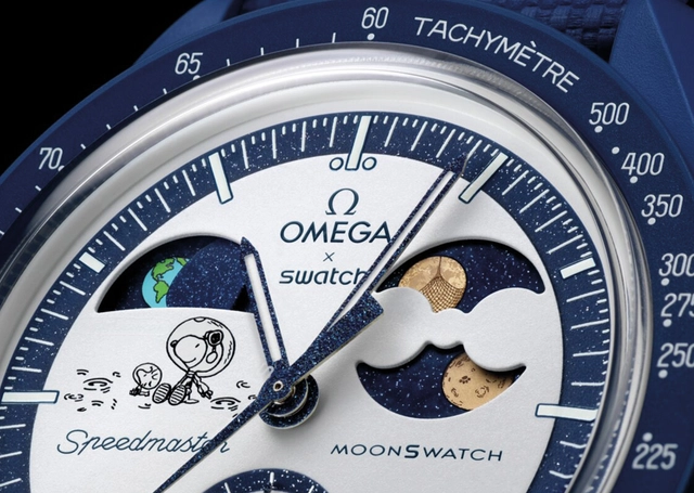 MoonSwatch Mission to Earthphase Moonshine Gold
