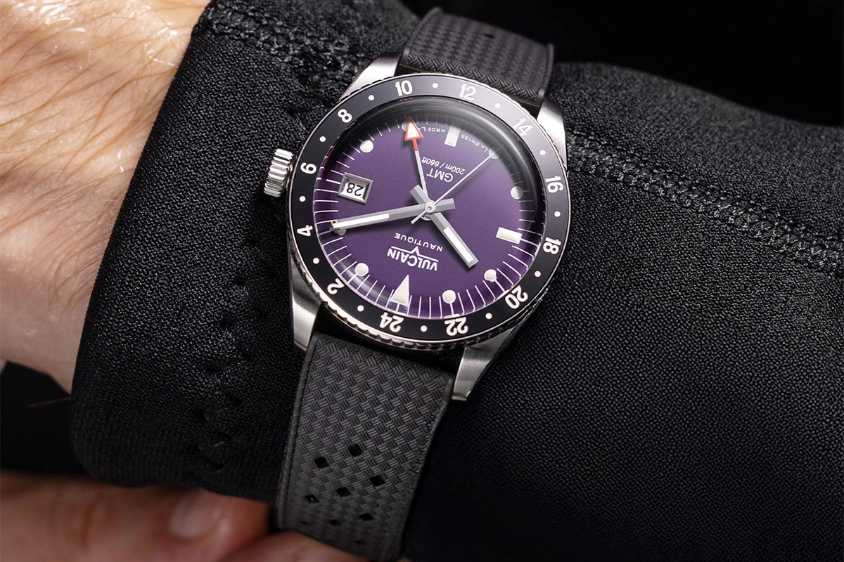 Vulcain Vulcain, Taucheruhr mit violettem Zifferblatt