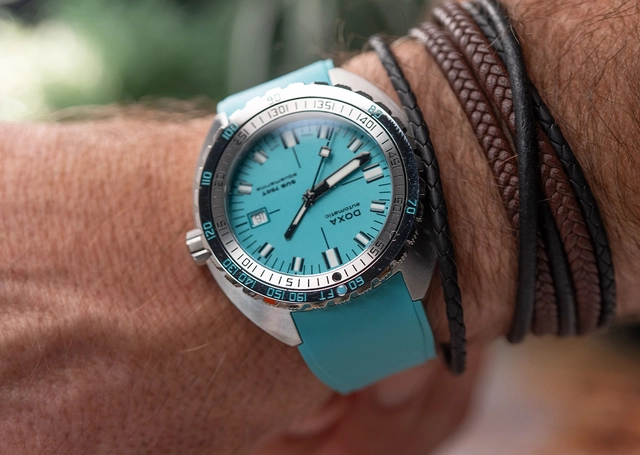 Doxa – SUB 750T, Taucheruhr aus Edelstahl mit türkisfarbenem Zifferblatt