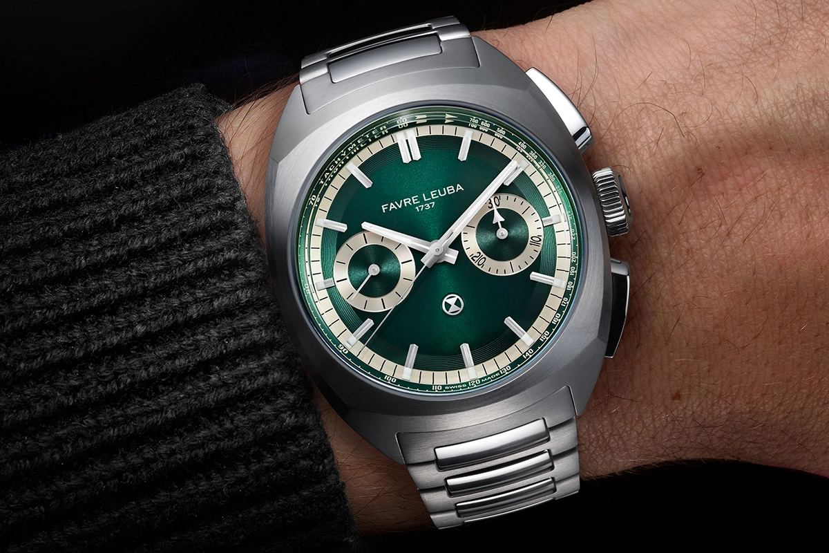 Favre Leuba Chief Chronograph British Racing Green am Handgelenk