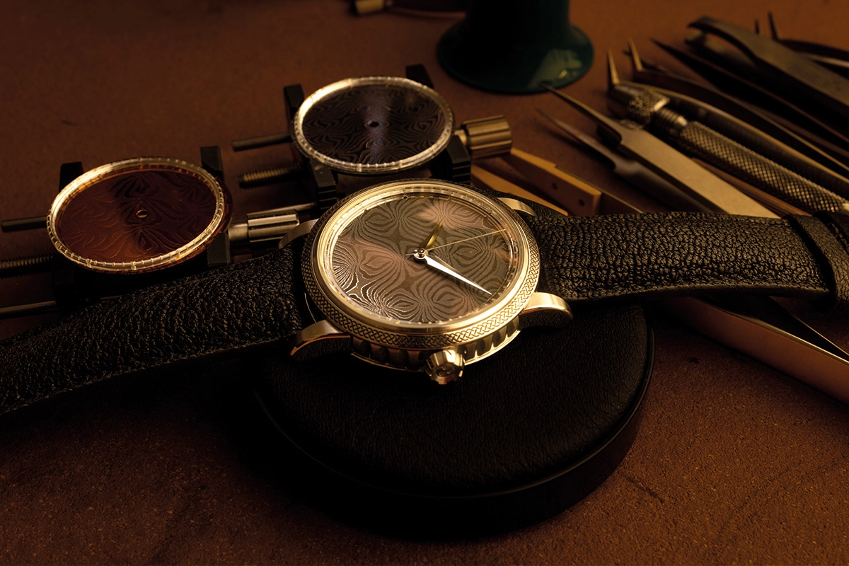 GoS – Fullerö Sword, Edelstahluhr mit diversen Werkteilen