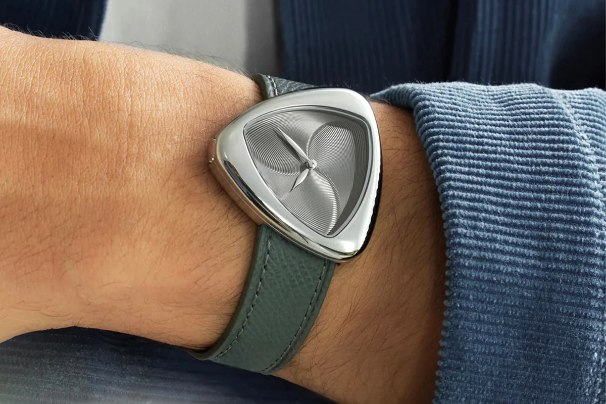 Anoma, ausgefallene Edelstahluhr