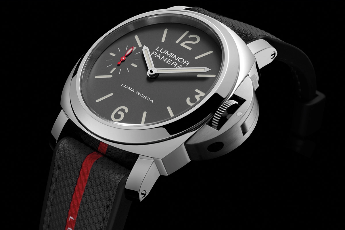 Panerai-Luna-Rossa-Grey-Neapel-Aufmacher_640.jpg