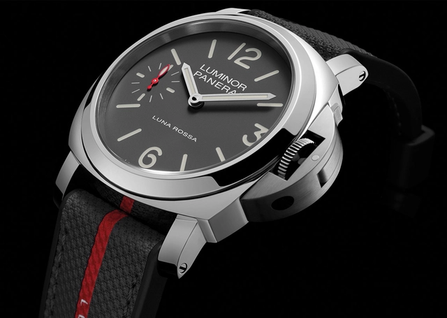 Panerai Luminor Luna Rossa, Referenz PAM01653, graue Edelstahluhr