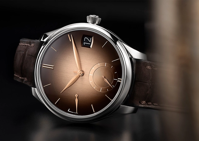 H. Moser & Cie. – Endeavour Perpetual Calendar Smoked Salmon, Luxusuhr mit braunem Verlaufszifferblatt