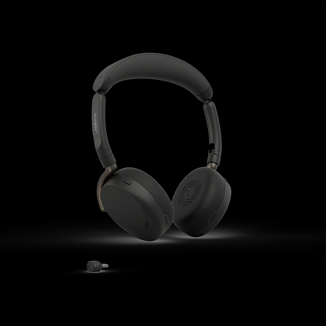 Das Jabra Evolve3 65 Flex besteht ganz aus Kunststoff, ist dafür aber sehr leicht