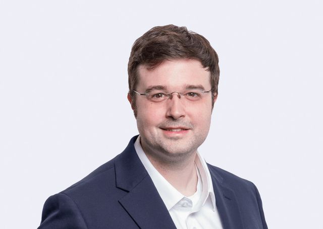 Simon Lackerbauer im Porträtfoto