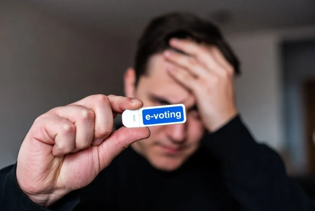 Themenbild USB E-Voting-Stick