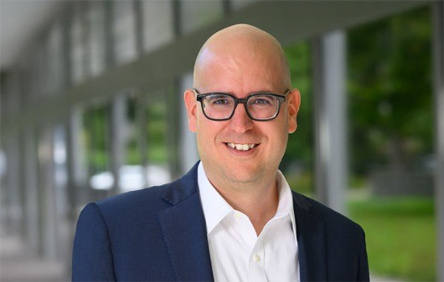 mathis_bloechlinger_axa.jpg