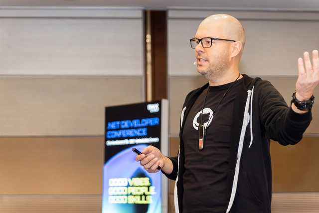 "Developer müssen die AI-Agents orchestrieren," sagte Daniel Meixner von GitHub