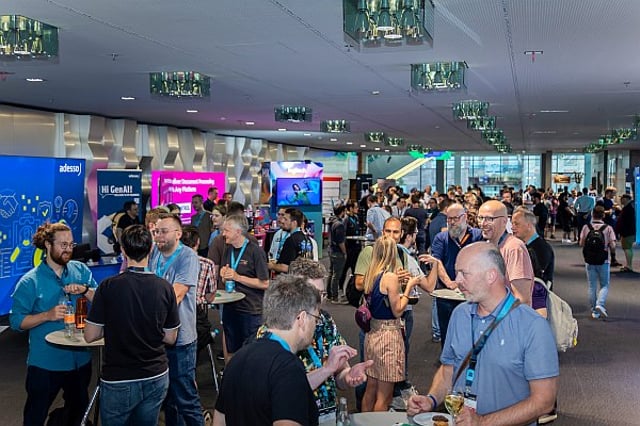 Pausen für Leib und Leidenschaft: Vorzügliche Verpflegung und reger Austausch mit Gleichgesinnten zwischen den Sessions.