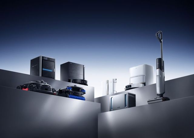 Zu sehen sind verschiedenen Smart-Home-Geräte  wie Saugroboter  vom Hersteller Mova