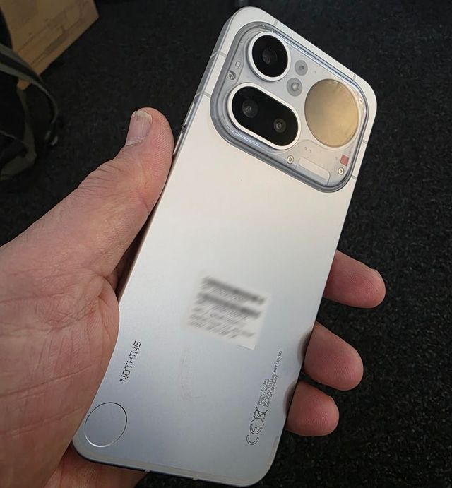 Rückseite Nothing 4a pro