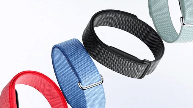 Fitbit Air Fitnessarmbänder in vier Farben.
