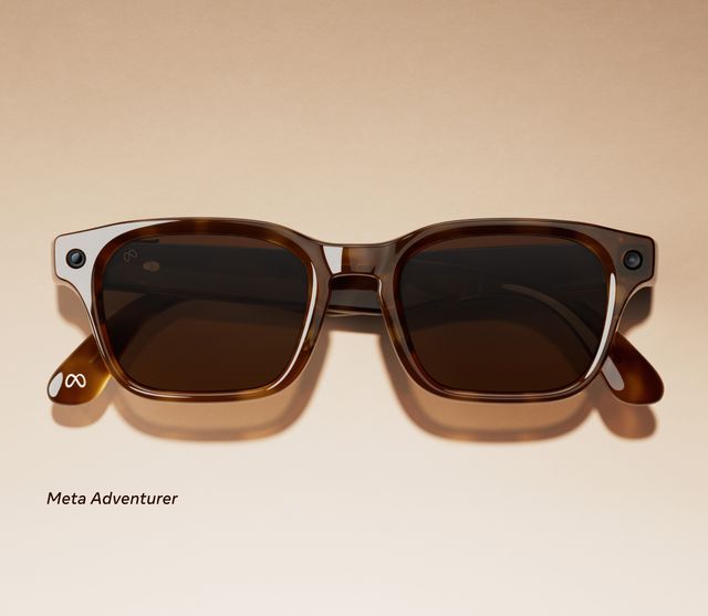 Meta Glasses Adventurer