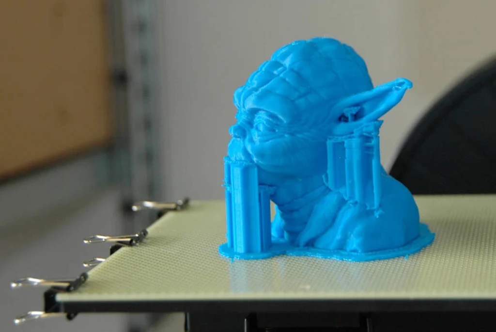 Büste der Star-Wars-Figur Yoda aus dem 3D-Drucker