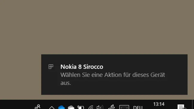 Die Benachrichtigung nach dem Anstöpseln des Smartphones