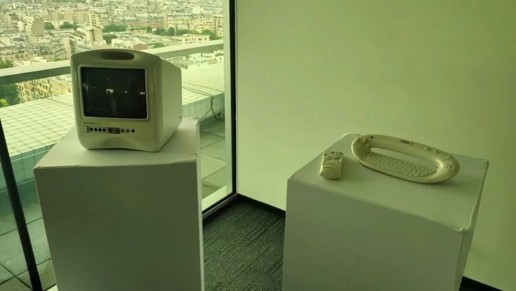 Älteres TV-ähnliches Gerät