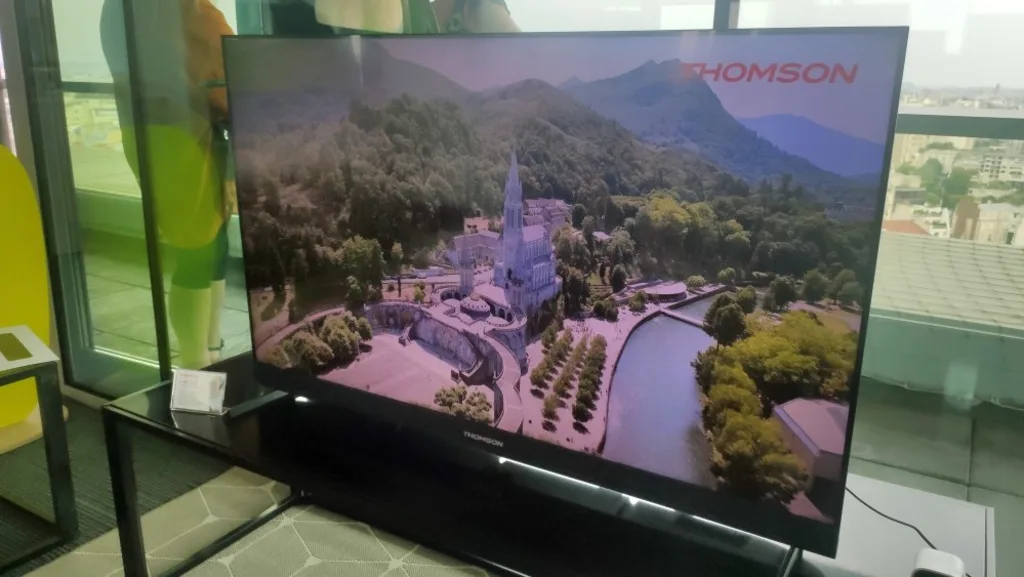 Ein Smart-TV, eingeschaltet