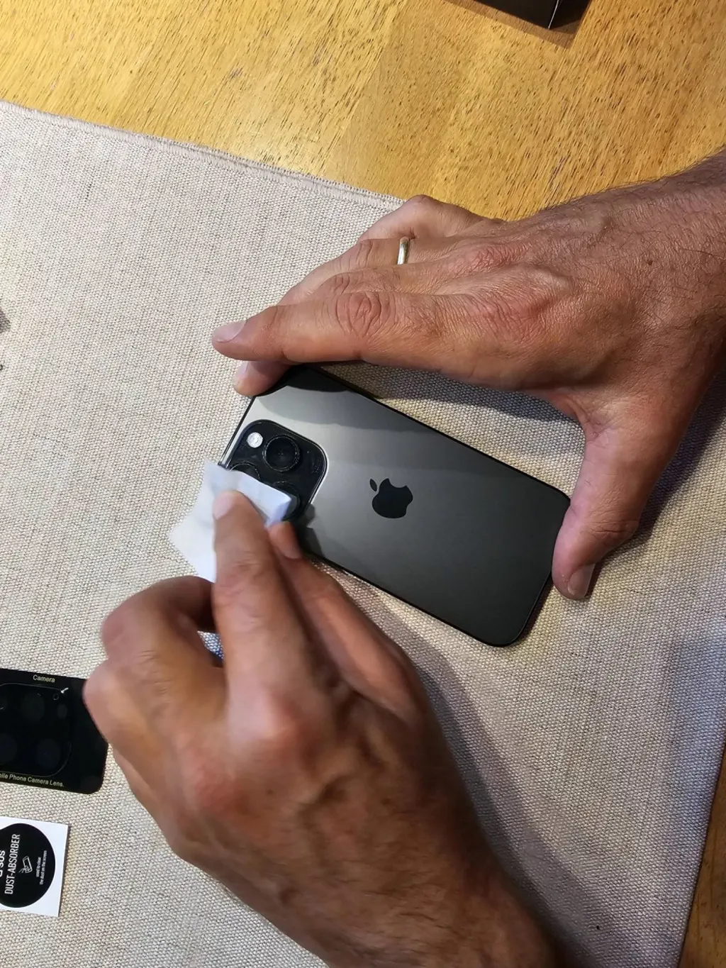 Reinigen des Linsenglases des iPhones