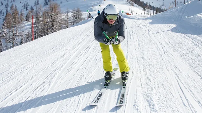 Franz Klammer beim Skifahren.