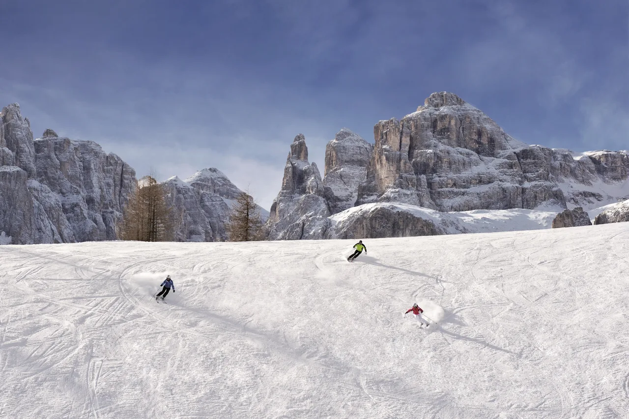 Aufm_Alta Badia_Sella Gruppe_by Südtirol Marketing - Alex Filz (4)