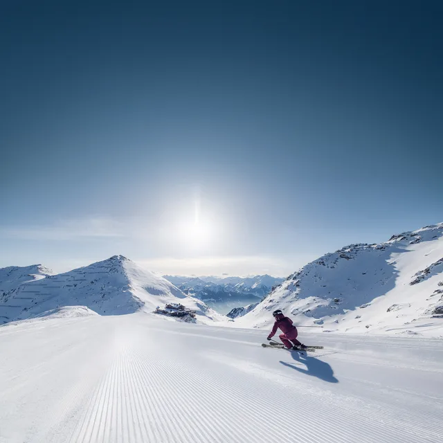 Ski_Hochzillertal_6359©Zillertaltourismus_TomKlocker.jpg