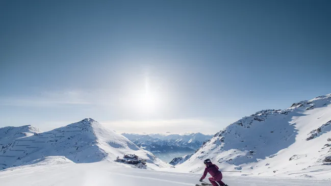 Ski_Hochzillertal_6359©Zillertaltourismus_TomKlocker.jpg