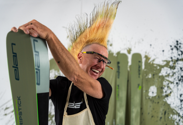 Glen Plake mit seinem Irokesen und Elan-Ski