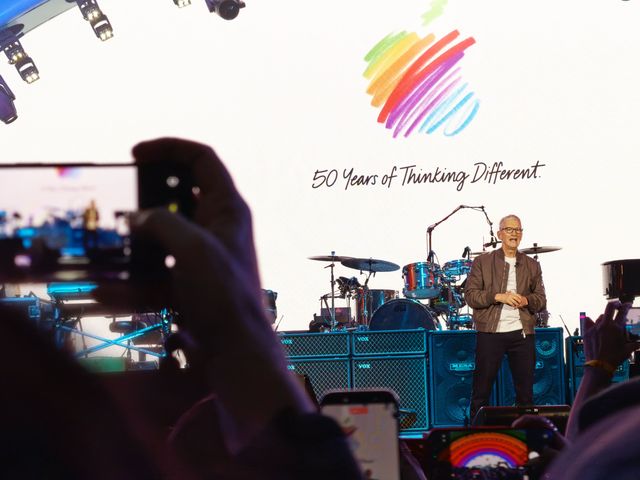 Tim Cook in Cupertino