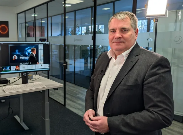 Felix Pflüger Peoplefone