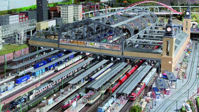 Modelleisenbahnanlage im Miniatur Wunderland Hamburg