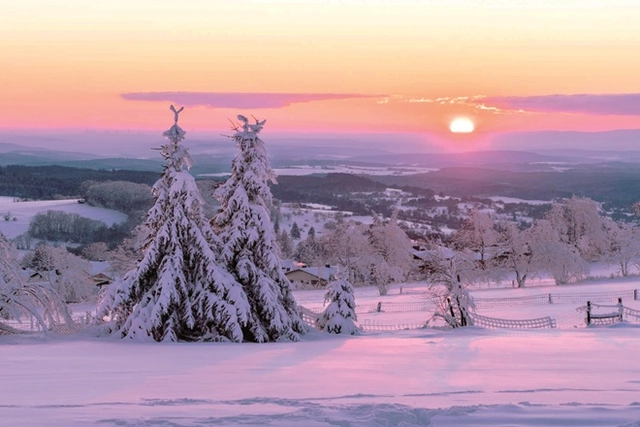Blick auf eine Brücke aus dem 20. Jahrhundert