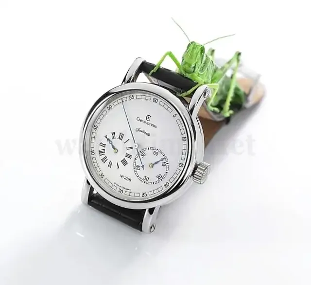 chronoswiss-sauterelle-regulator
