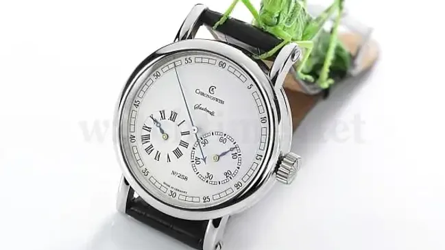 chronoswiss-sauterelle-regulator