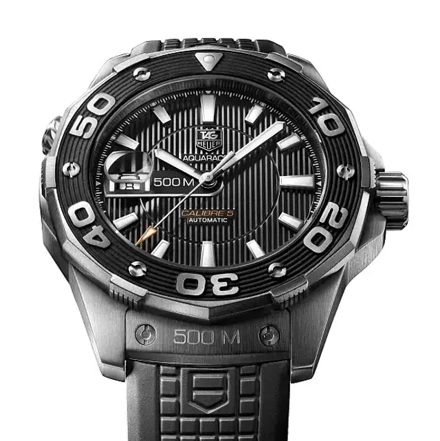 tag-aquaracer-schwarz