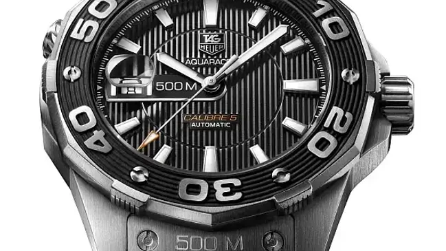 tag-aquaracer-schwarz