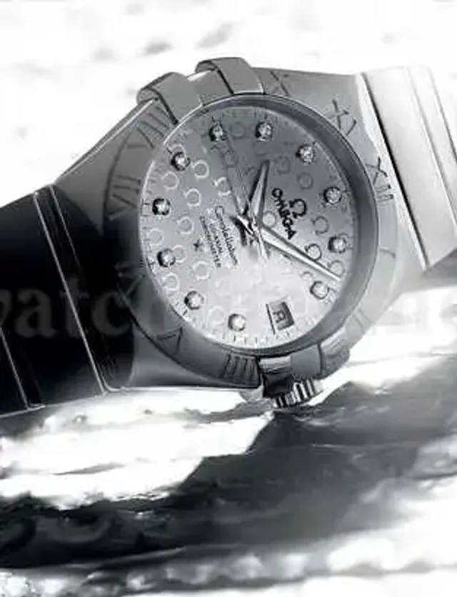 Constellation Co-Axial 35 mm Logo Dial von Omega