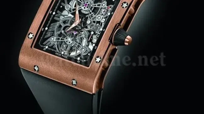 Richard Mille: RM 017 Tourbillon Extra Flat