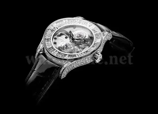 Romulus Billionaire Tourbillon von Corum