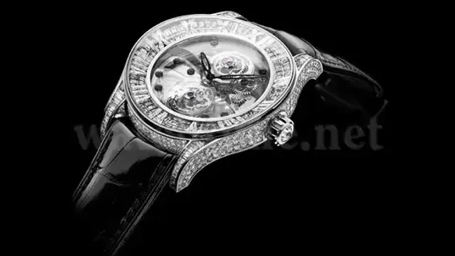 Romulus Billionaire Tourbillon von Corum