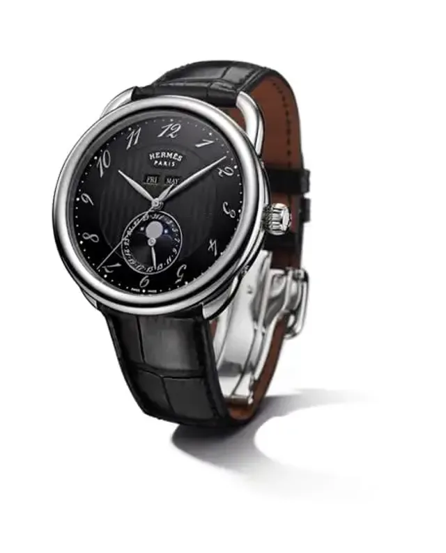 Die Arceau Grande Lune mit schwarem Zifferblatt